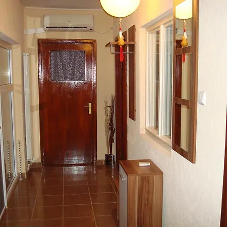 Maria-antonia Guest house *